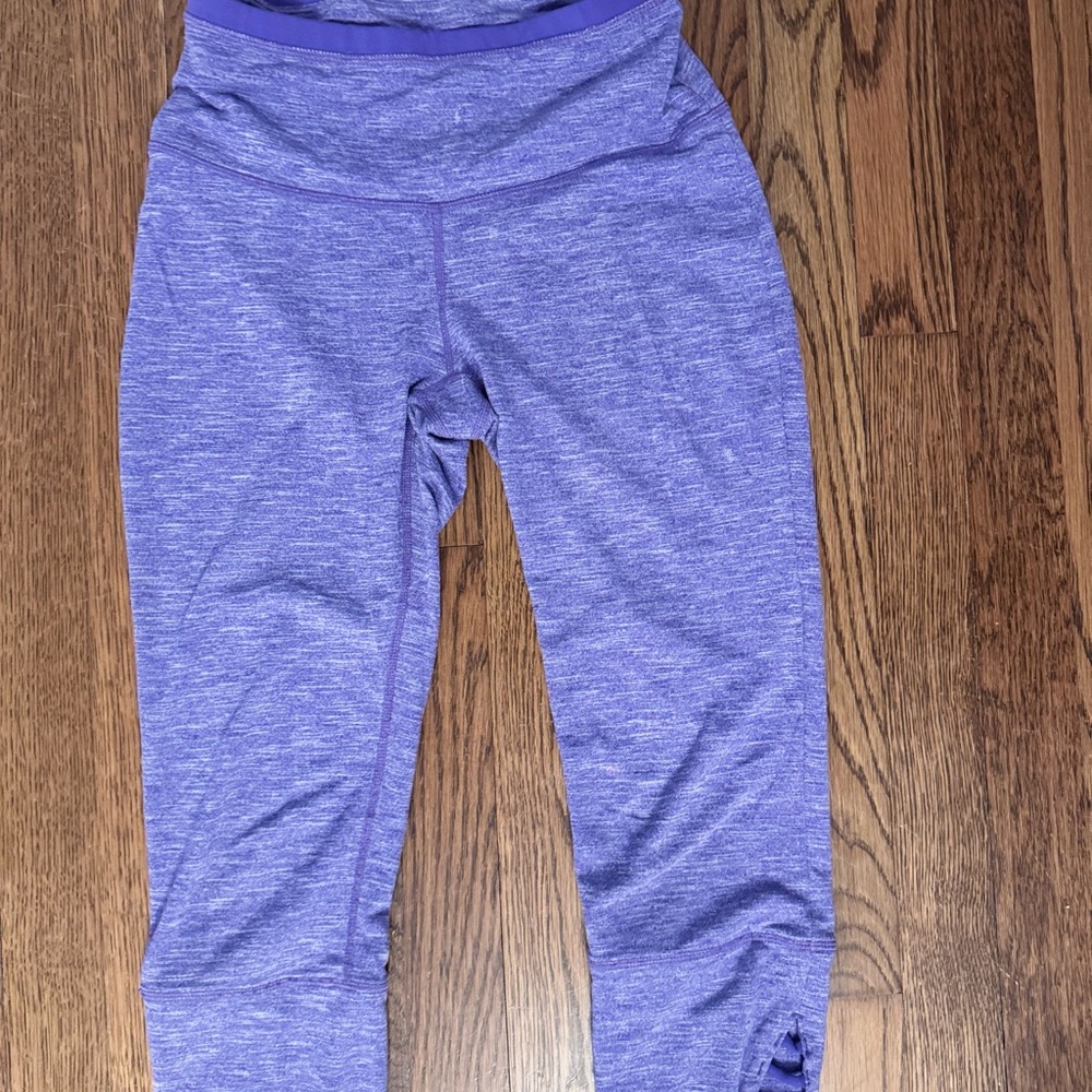 Prana capri yoga pants in purple